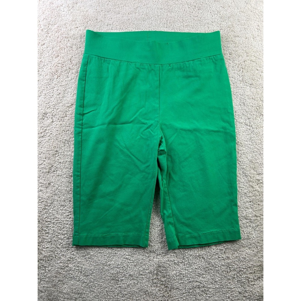 Passports Shorts Womens Medium Green Pull On Stretch Bermuda Back Pockets Casual